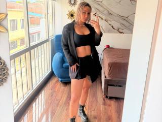 ElenaSaenz Boobs Liveshow - Photo 21/21
