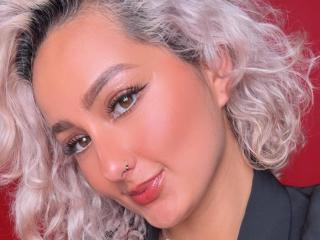 ElenaSaenz Boobs Liveshow - Photo 16/21
