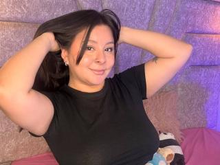 EmaJames Boobs Liveshow - Photo 14/21