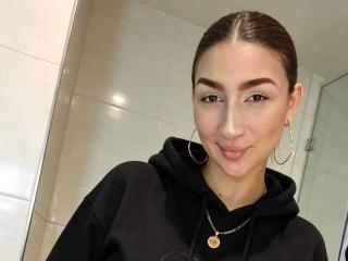 AbbyMilers Webcam Porno Live - Photo 18/21