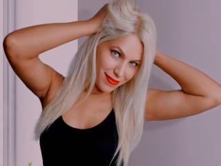 MyaHott Image Gallery