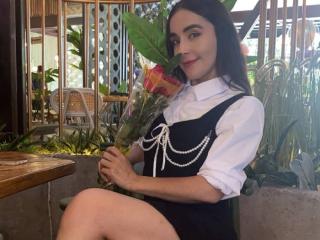 MindyLove Image Gallery