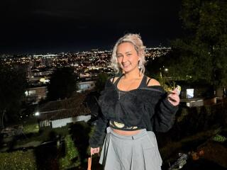 ElenaSaenz Boobs Liveshow - Photo 6/21