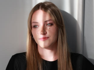 EvelynBlond Image Gallery