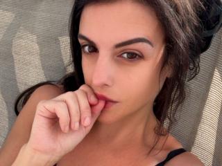 Sloaneswan Blowjob XXX Cams - Photo 14/21