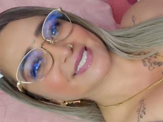 AlessadraJoness Webcam Porno Live - Photo 10/21