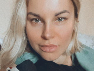 BelleLisaG Image Gallery