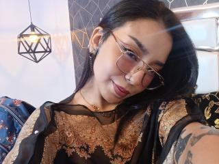 MilaThorne Hot Liveshows - Photo 15/21