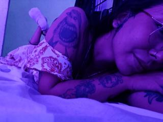 MilaThorne Hot Liveshows - Photo 14/21