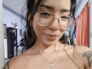MilaThorne Hot Liveshows - Photo 13/21