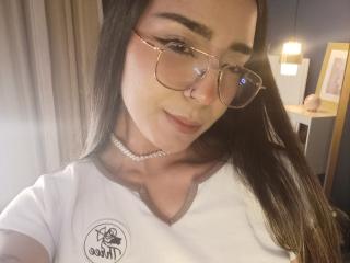MilaThorne Hot Liveshows - Photo 5/21