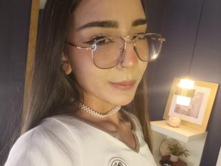MilaThorne Hot Liveshows - Photo 4/21