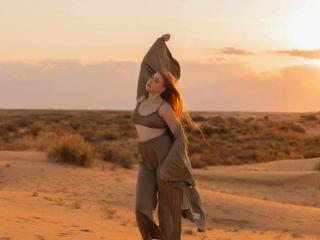 StellaLane Blowjob XXX Cams - Photo 19/21