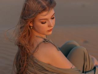 StellaLane Blowjob XXX Cams - Photo 13/21