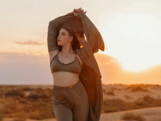 StellaLane Blowjob XXX Cams - Photo 6/21