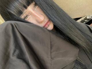 LynnaMitton - Live sex cams model