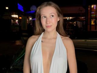KareenBrumbaugh Seins Show XXX en Direct - Photo 7/11