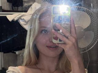 NievesMegee Pussy Video Webcam - Photo 16/21