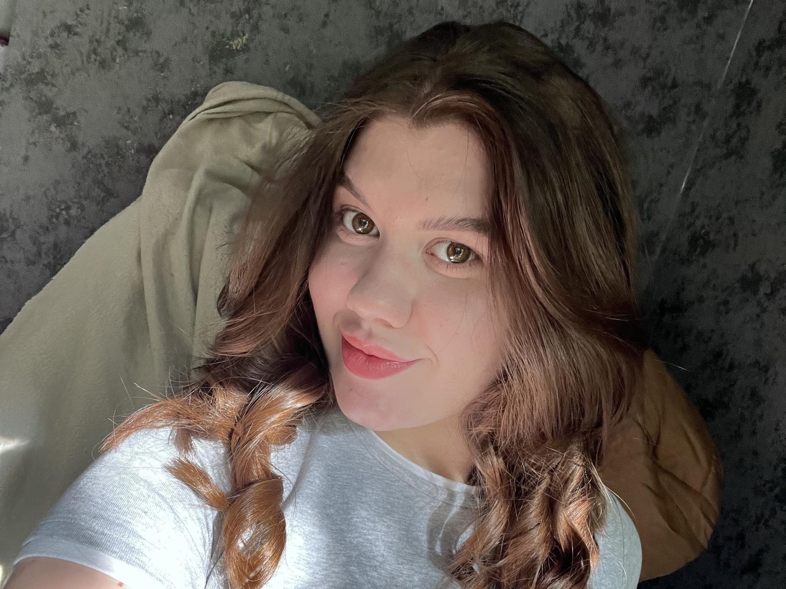 NikkiBustt — live cam photo 1