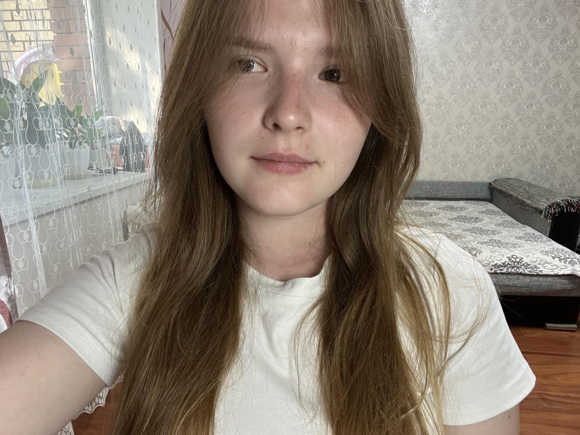 RozellaTorok from XLoveCam