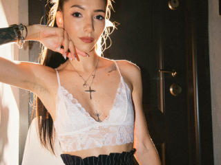SinReea Blowjob XXX Cams - Photo 5/21