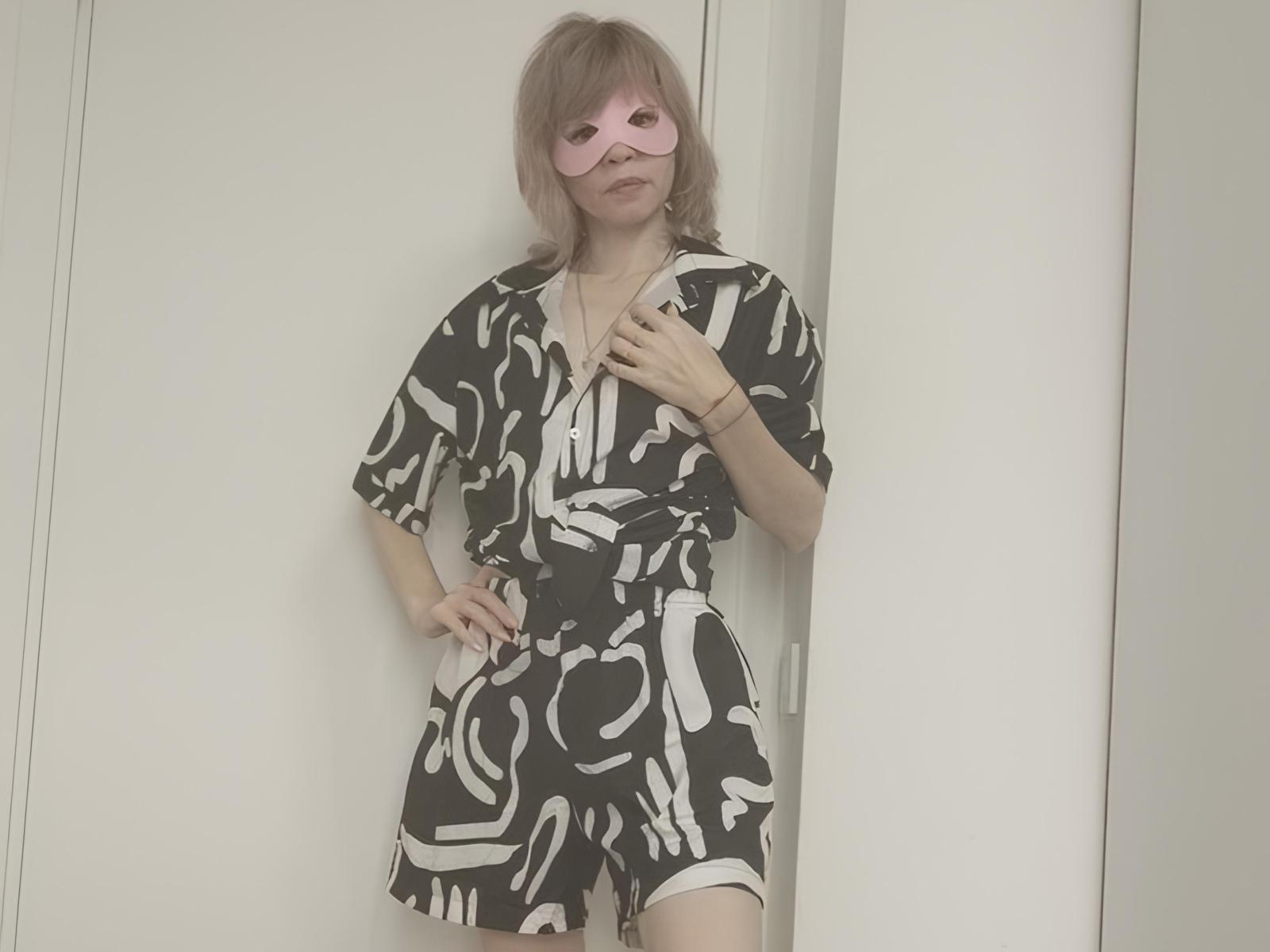 MaryPele — live cam photo 3