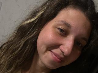 Sanella Blowjob XXX Cams - Photo 7/21