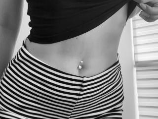 SugarrX Blowjob XXX Cams - Photo 5/21