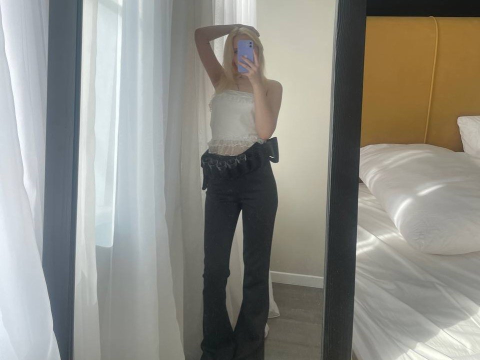 LorineHamway — live cam photo 4