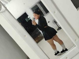 SheilaBrunette Blowjob XXX Cams - Photo 8/10