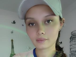 Ahllana - Live sex cams model