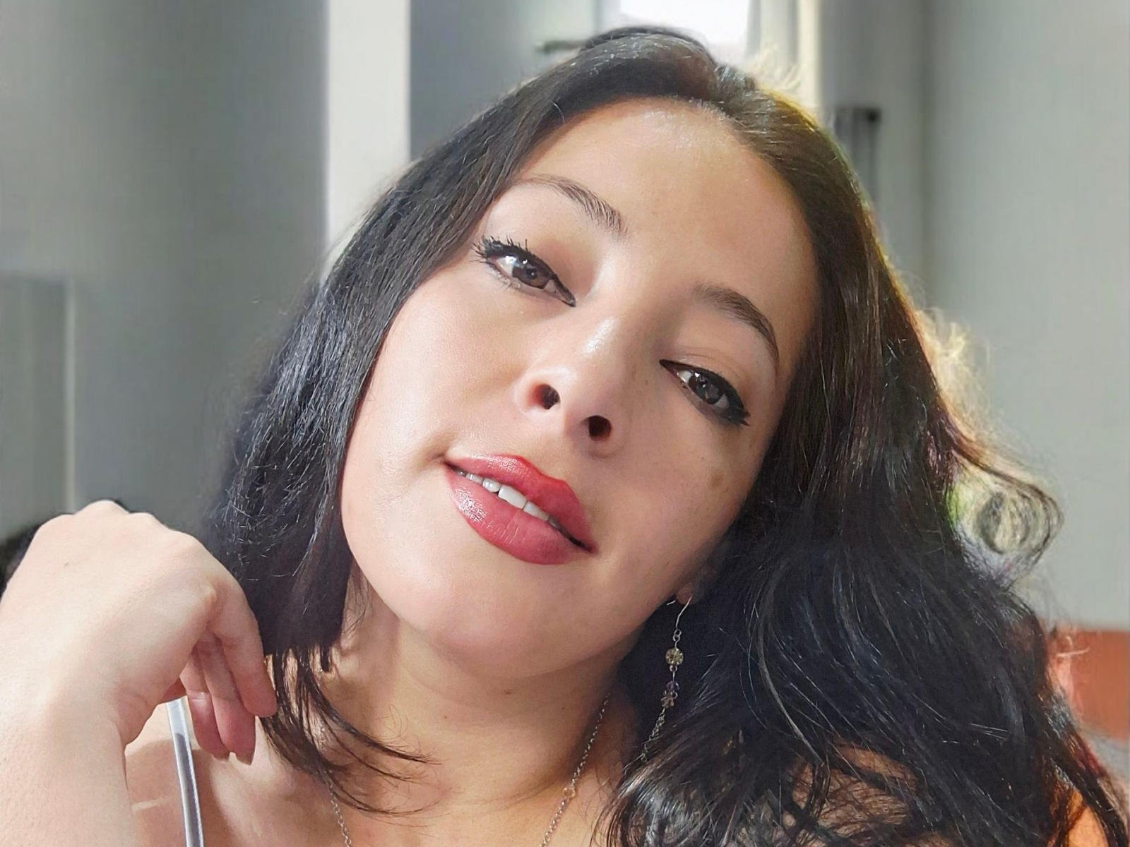 webcam model GiaGold from XloveCam webcam model GiaGold from XloveCam