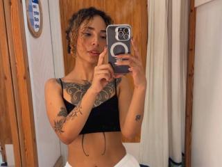 SilvanaXOwen Blowjob XXX Cams - Photo 12/21