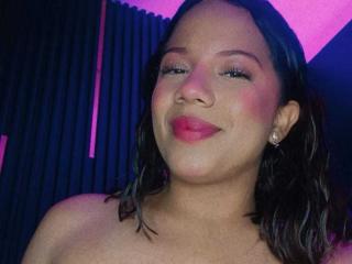 ZaraBlaze MILF Live - Photo 20/21