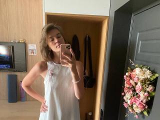 OrnellaNiksa Masturbation Cam Video - Photo 6/6