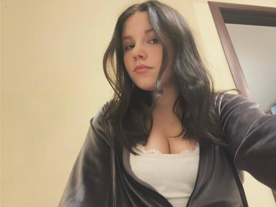 IolaLandauer — live cam photo 3
