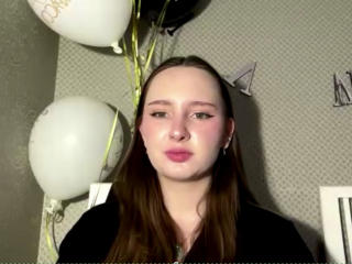 LatrinaBouffard Anal en Webcam Live - Photo 13/21