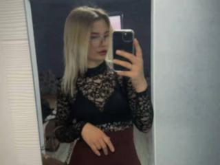 AdrieneDegennaro Webcam Porno Live - Photo 6/21