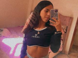 MyaaTyler Image Gallery