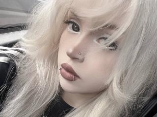 CarmeliaPratten Webcam Sex Direct - Photo 21/21