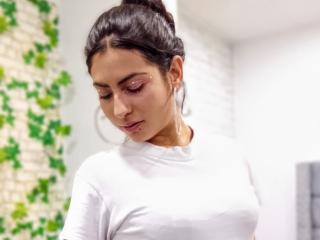 AngelAlba Webcam Porno Live - Photo 8/21