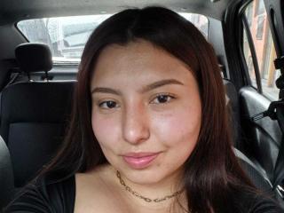 SofieMalory Blowjob XXX Cams - Photo 5/21
