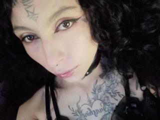 LaurieRzz Anal en Webcam Live - Photo 4/17