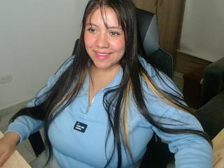 KrisGarner Seins Show XXX en Direct - Photo 12/21