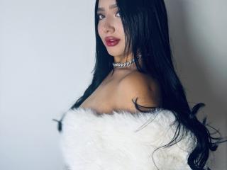 LillyTaylor Image Gallery