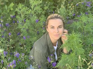 BelleLisaG Image Gallery