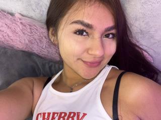 AlessiaFerry Webcam Porno Live - Photo 18/21