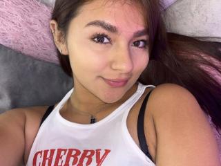 AlessiaFerry Webcam Porno Live - Photo 17/21