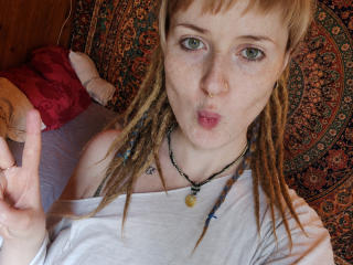 Oshka Masturbation Cam Video - Photo 9/9