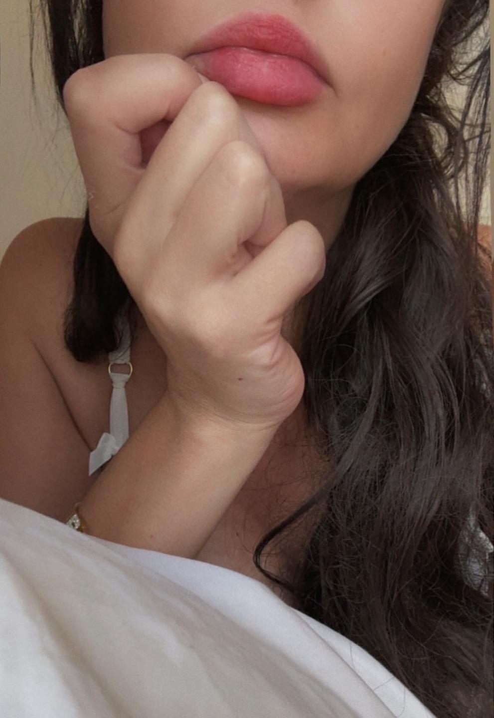 webcam model Sloaneswan from XloveCam webcam model Sloaneswan from XloveCam